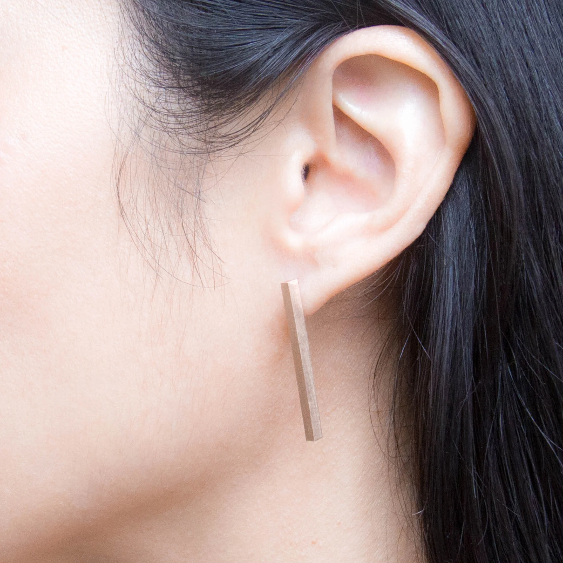 OTEM New York Long Earring Thick in recycled 10K rose gold