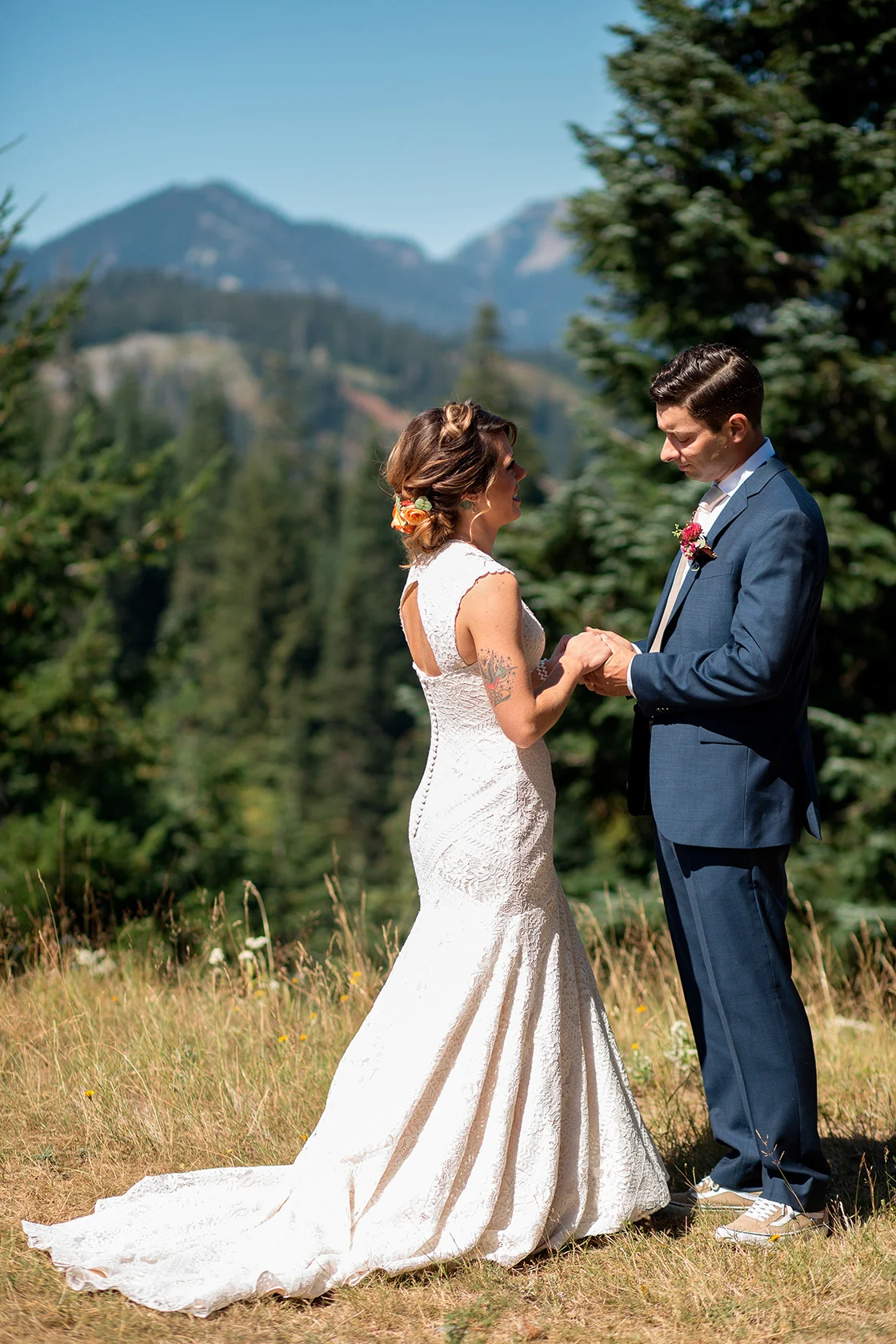 PNW Wedding and Elopement Photographer Seattle