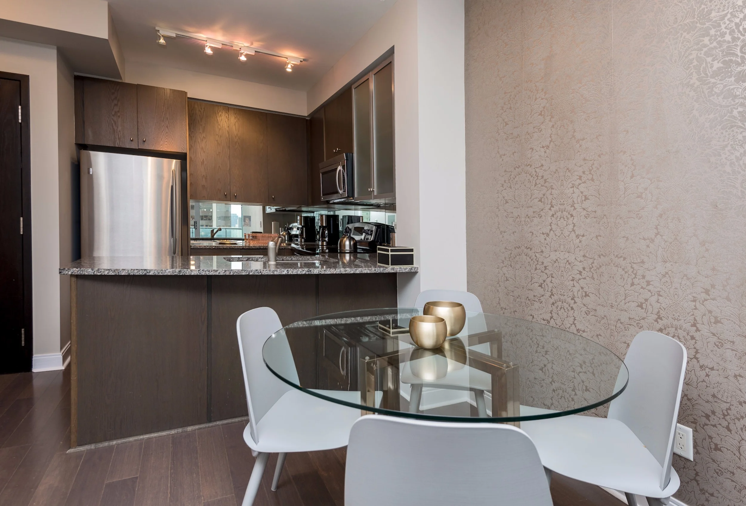 Yorkville Furnished Rental — Toronto Boutique Apartments