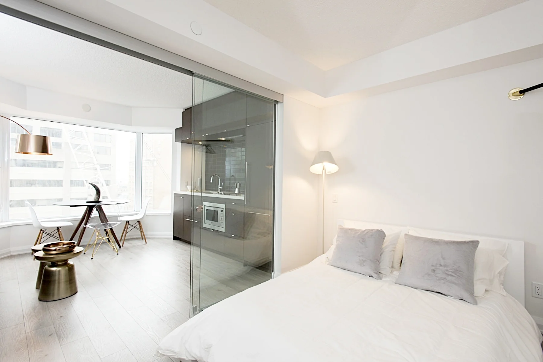 Yorkville Furnished Apartment - Bedroom