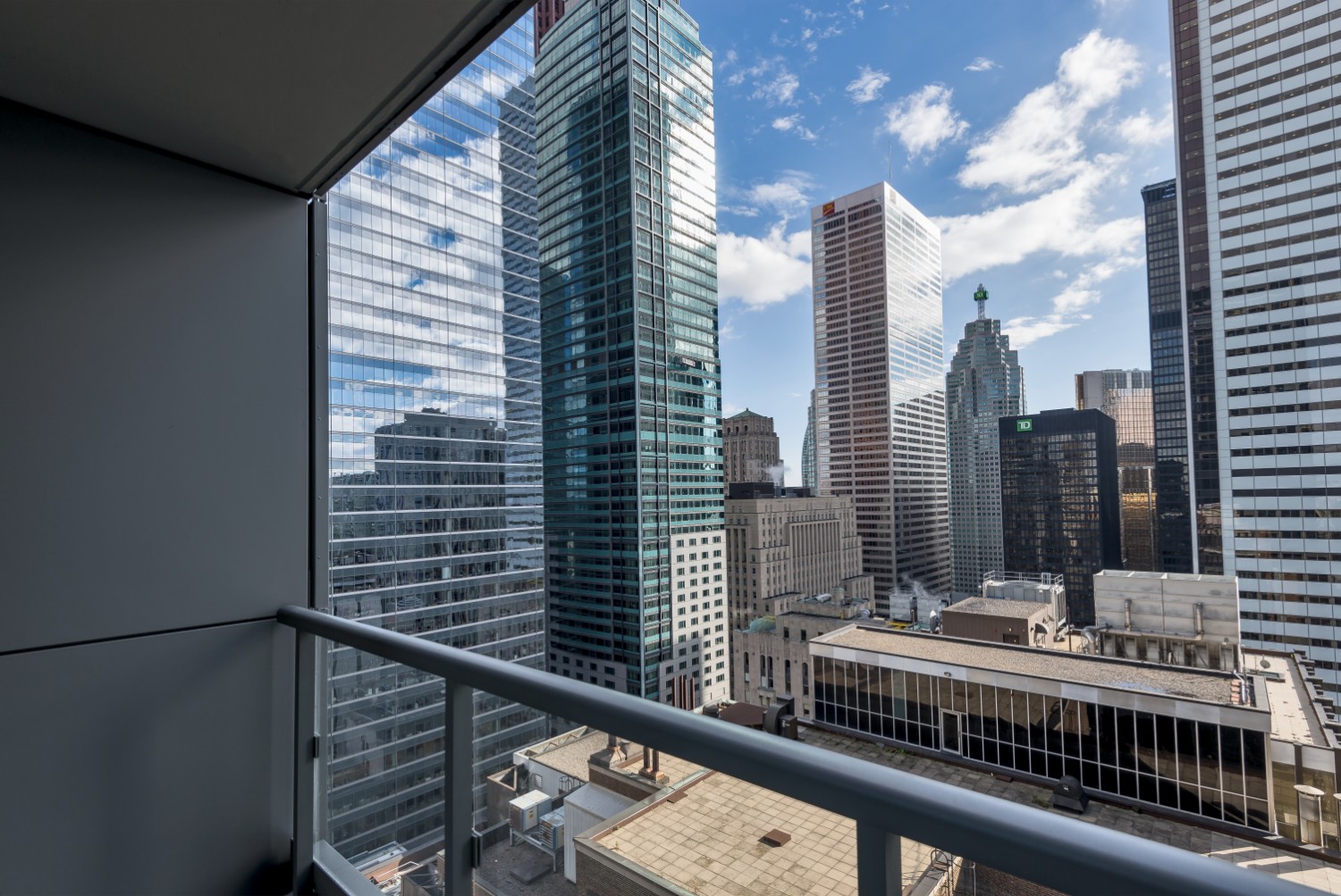Adelaide Furnished Suite - Full Balcony