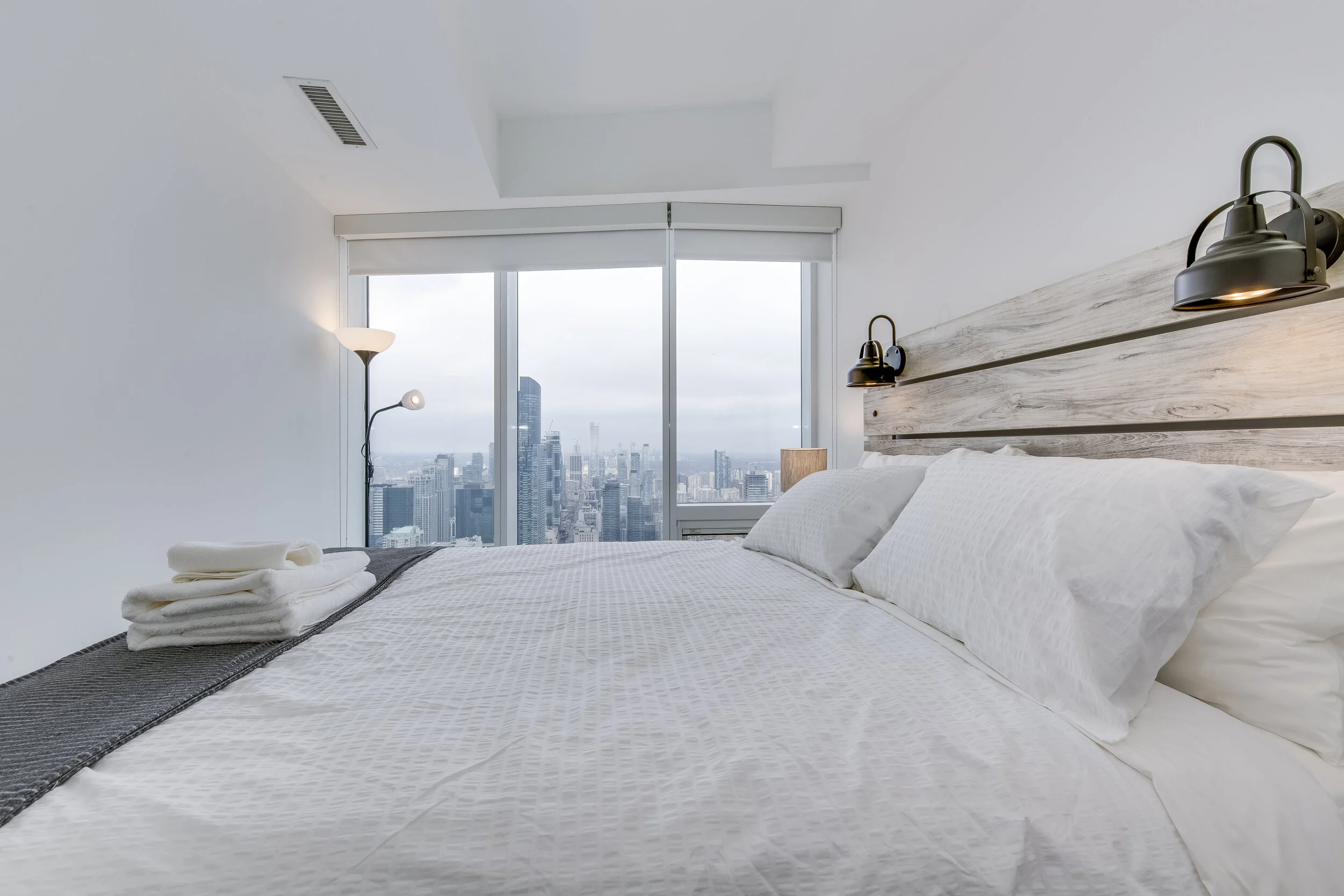 Luxurious 1 Bedroom Condos Toronto Boutique Apartments — Toronto