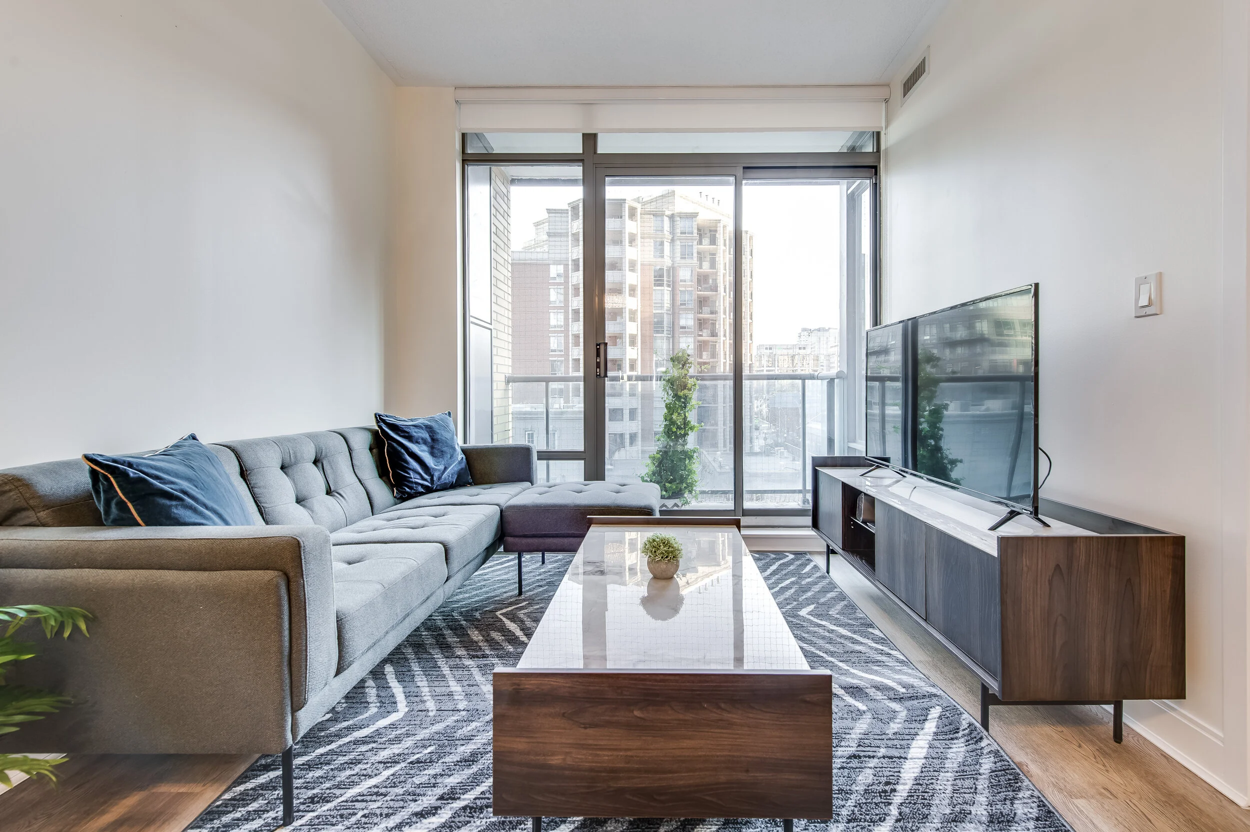 Luxurious 1 Bedroom Condos Toronto Boutique Apartments — Toronto