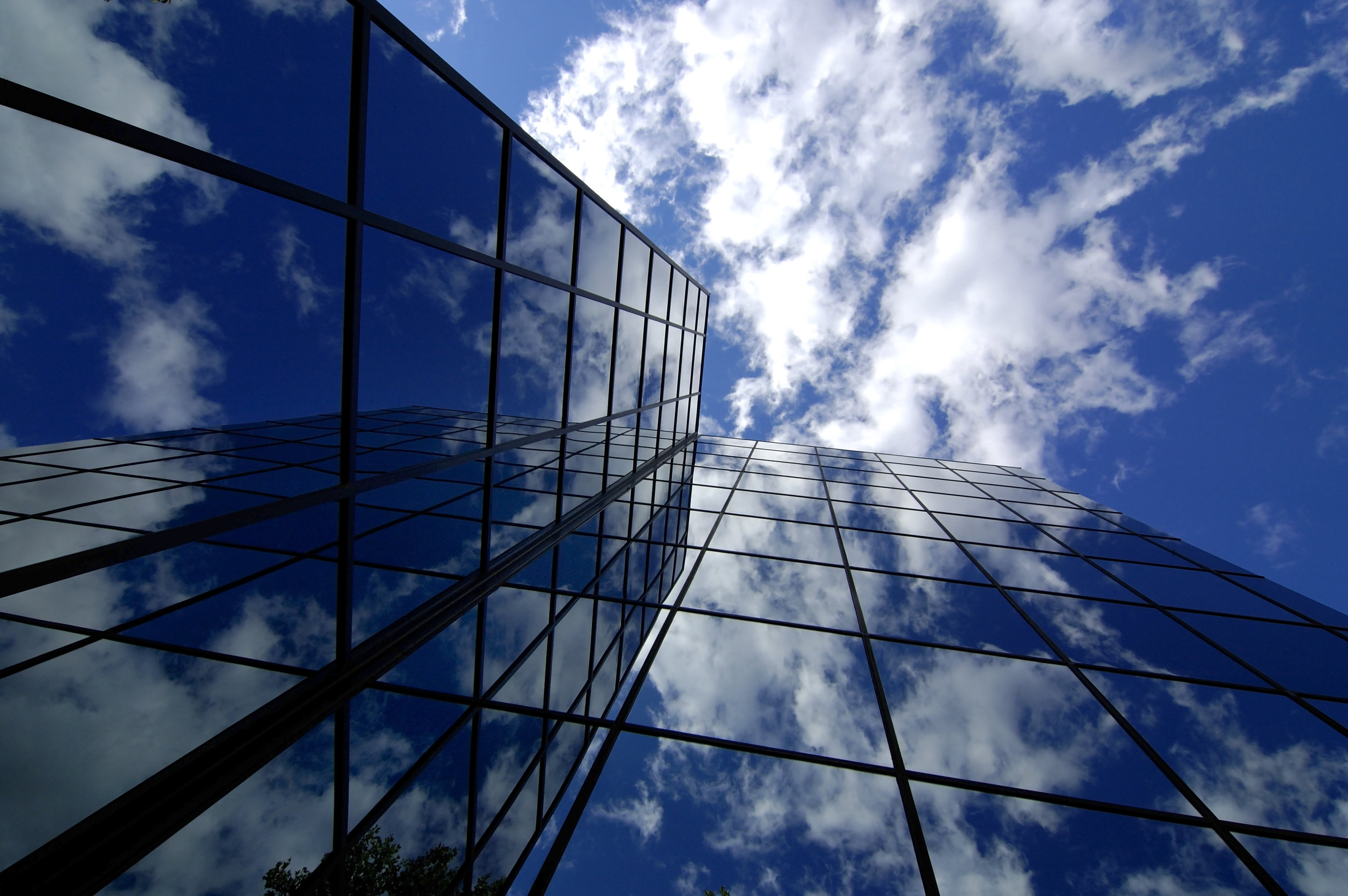 How-to-Move-Your-Small-Business-Safely-Into-The-Cloud.jpg