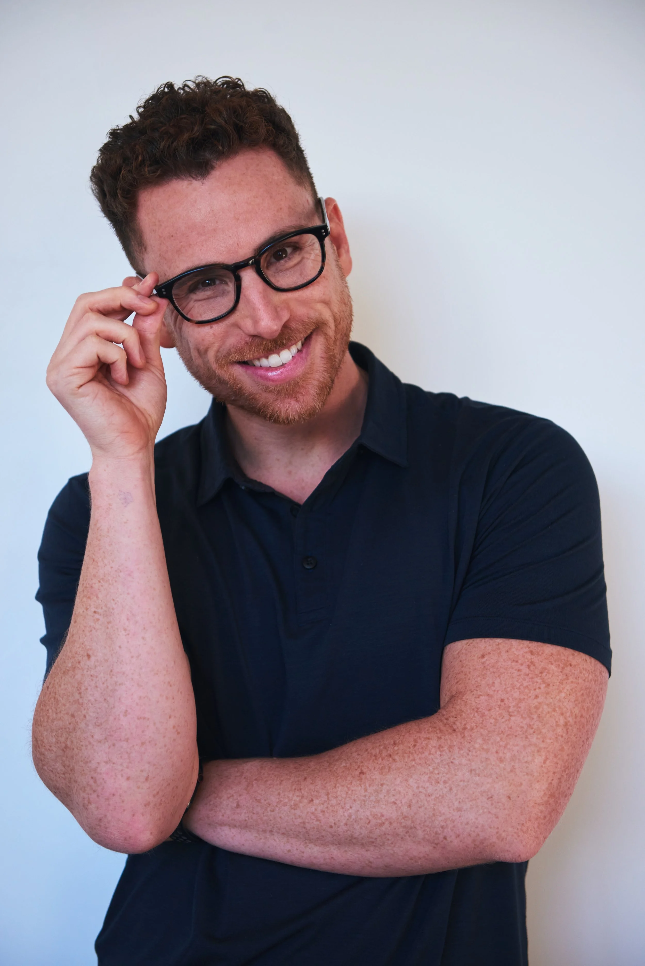 How to Drop the Mask and Start Living Authentically