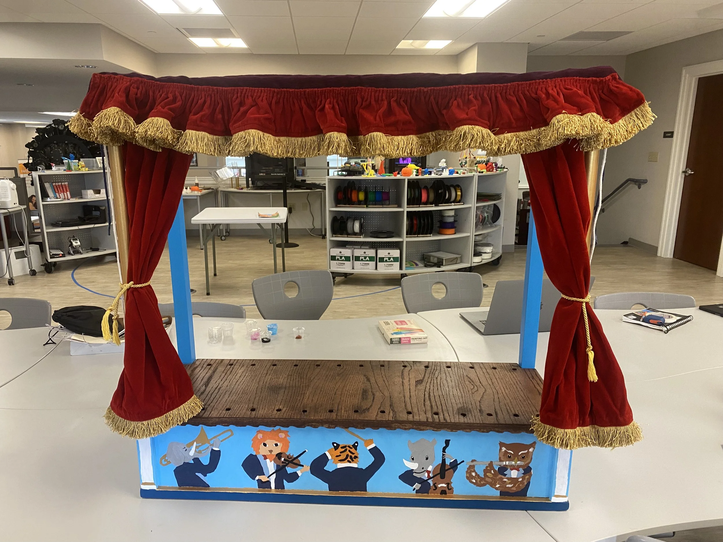 Makerspace Project: Toy Theatre