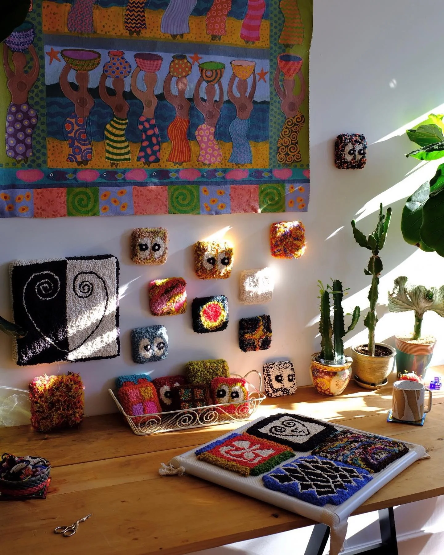 just marked down everything in ye old shoppe to make way for some new work coming later this month 🪺🌱🪅🌞🔜

📸 @oropezado

#PunchNeedle #RugHooking #YarnLove #ArtStudio #HandmadeHome #ColorfulHome #FiberArt #TextileArt