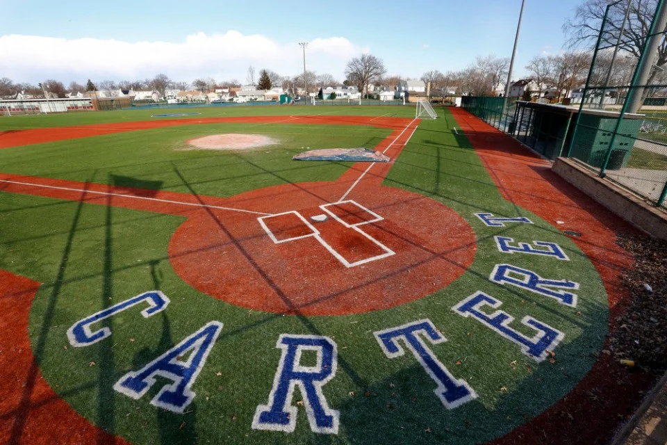 "NEW FEDERAL CLASS-ACTION SUIT CLAIMS FIELD-TURF STONEWALLED N.J. CUSTOMER"