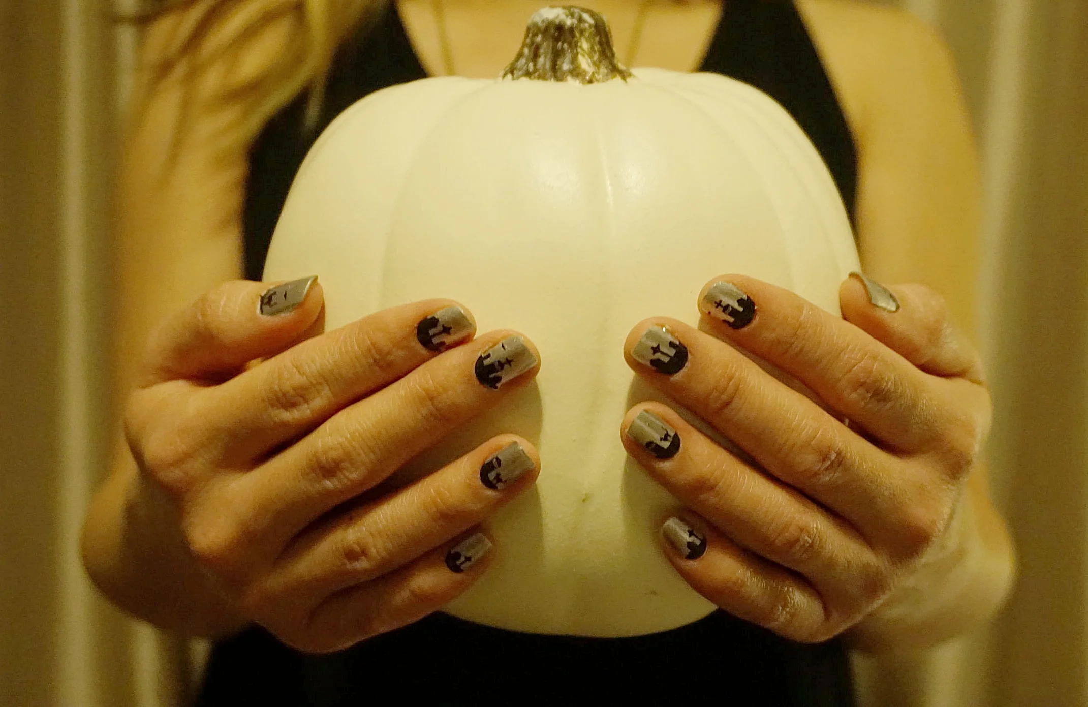 Haunting Graveyard Nails