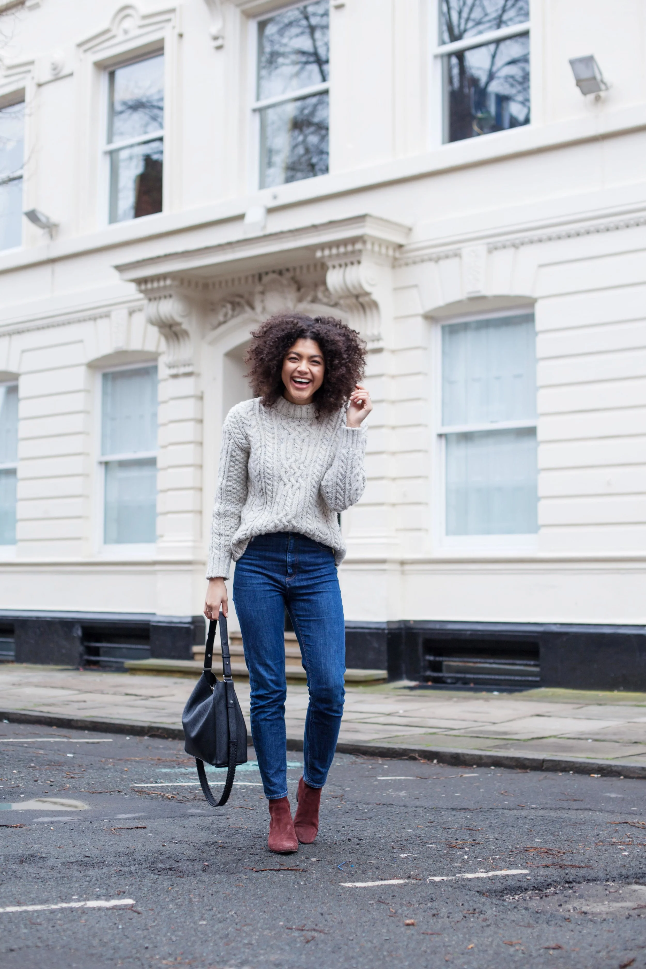 Samio - The Chunky Knit