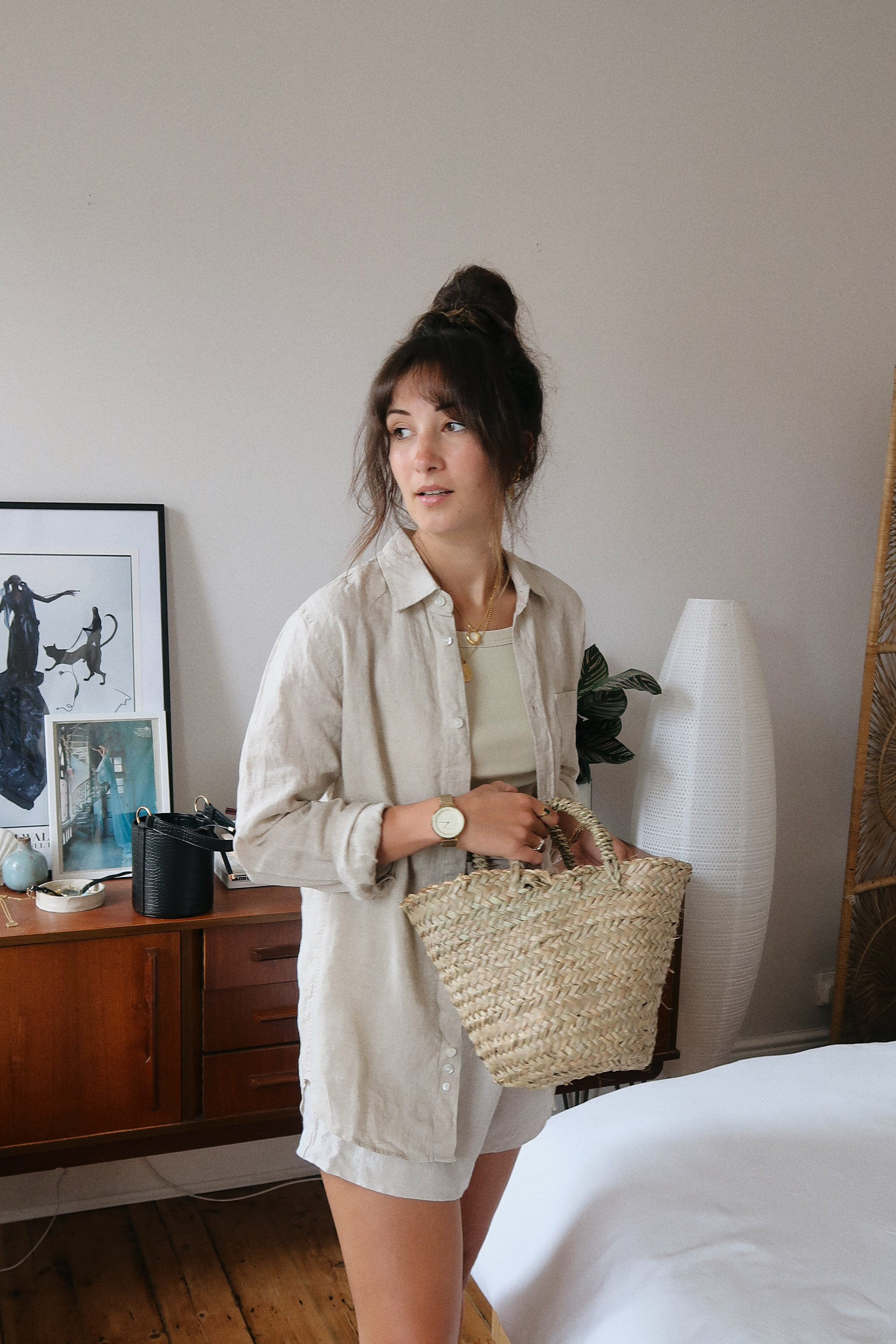 The oversized shirt