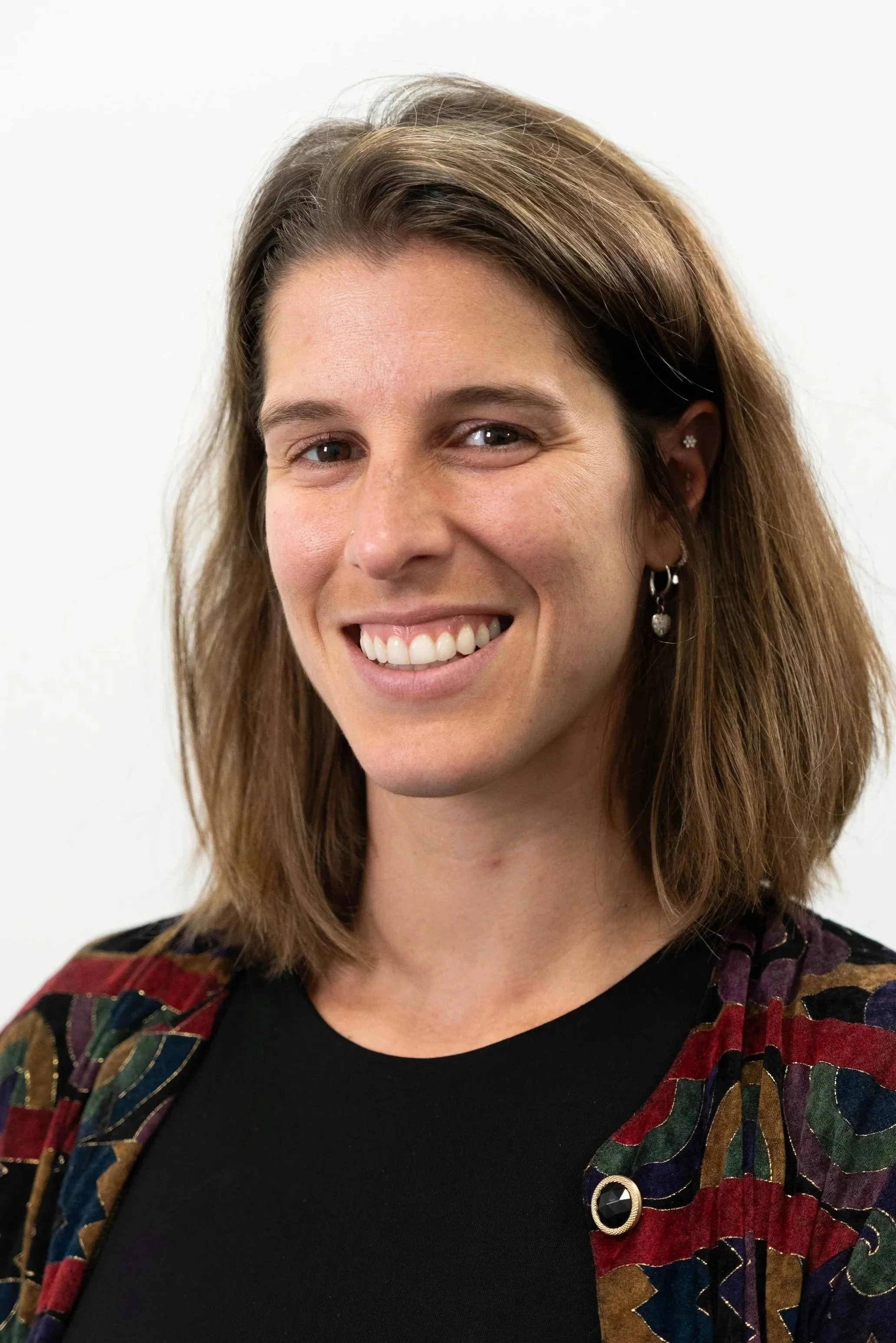 Dr Lorena Tussis Clinical Psychologist My Therapist Online