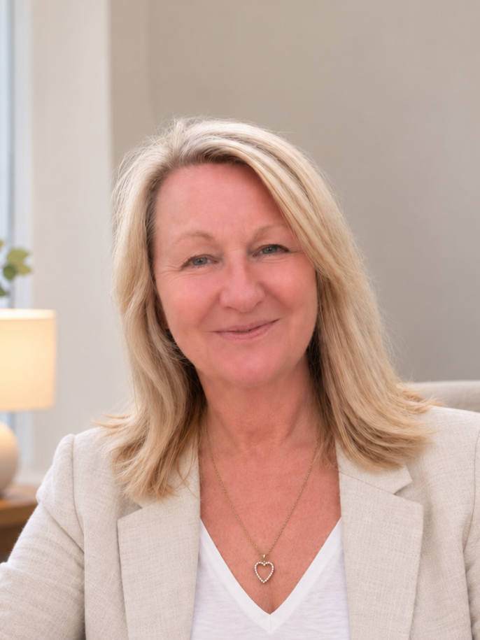 Alison Caisley, BACP-accredited psychodynamic and integrative therapist