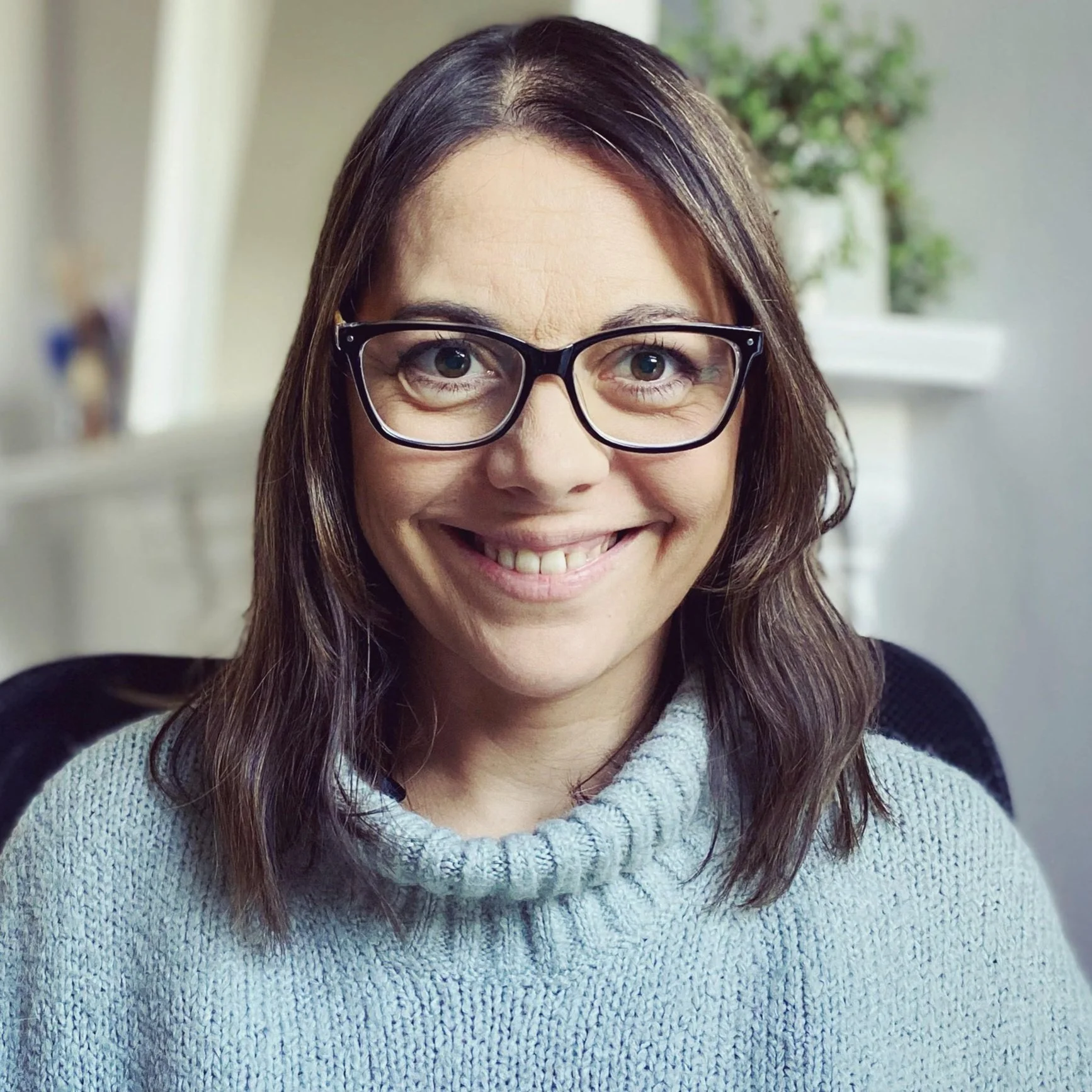 Dr Susana Lara, Clinical Psychologist, Anxiety Specialist Experience Online Specialist My therapist Online