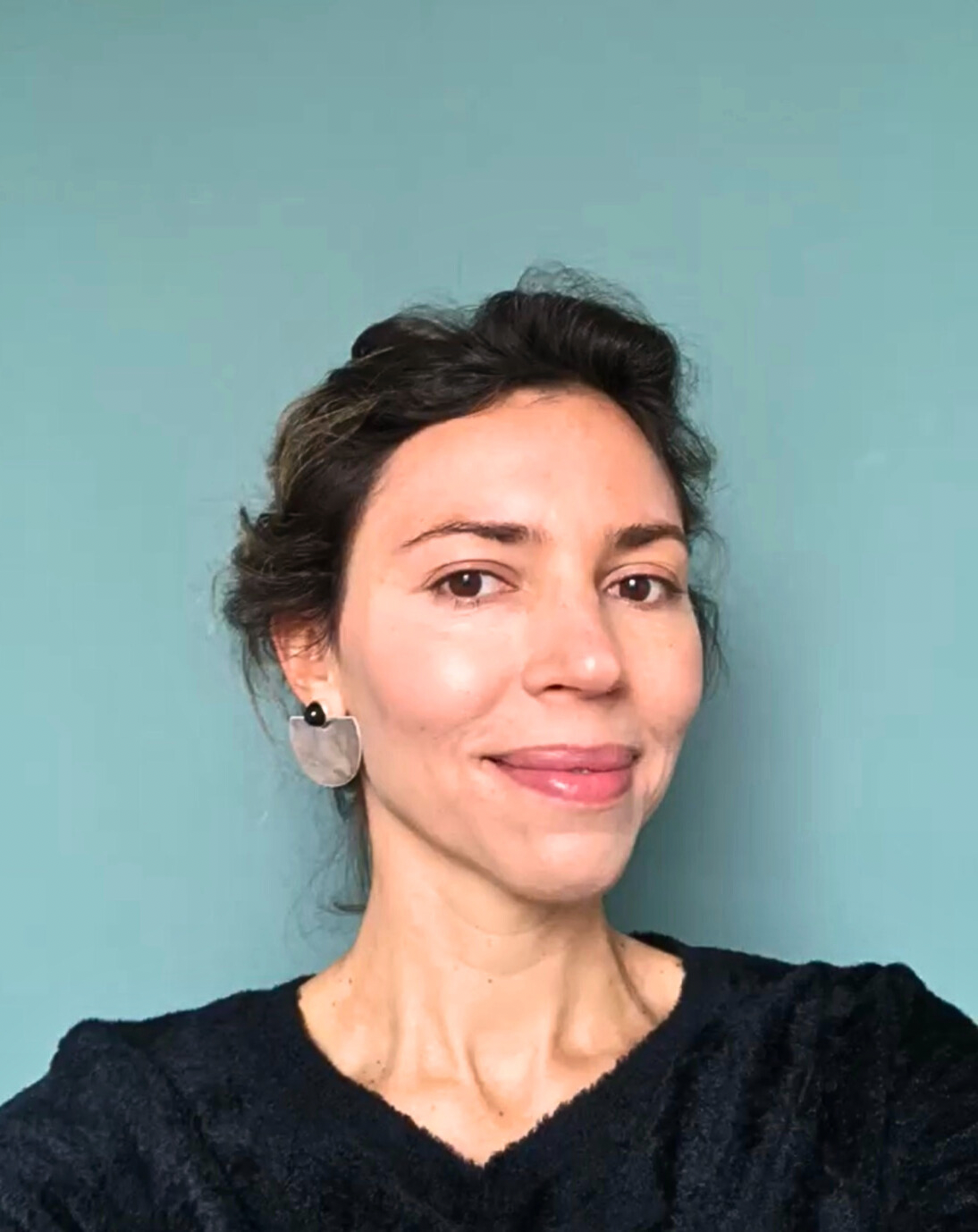 Otavia Pires de Camargo,  Counsellor, My Therapist Online