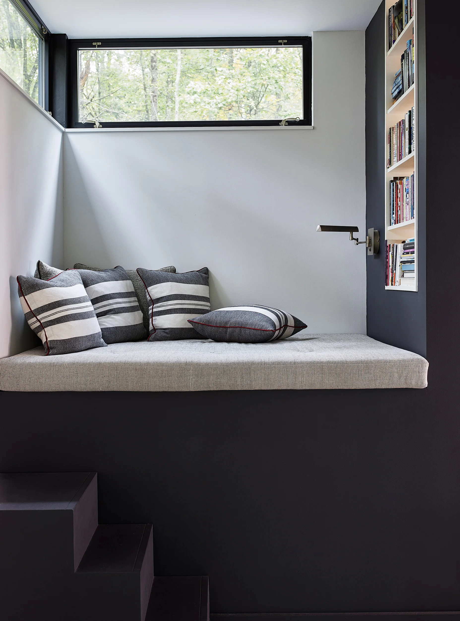 Shadow_Arch RLW Cabin Bdrm Daybed.jpg