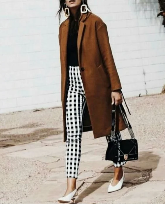 A neutral top is your best bet when wearing bold printed pants.