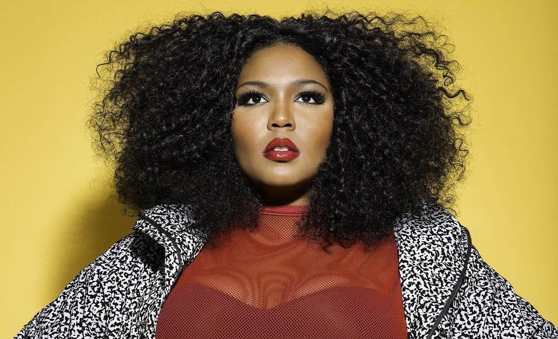 rsz-2lizzo-press-photo-new-jabari-jacobs-.jpg