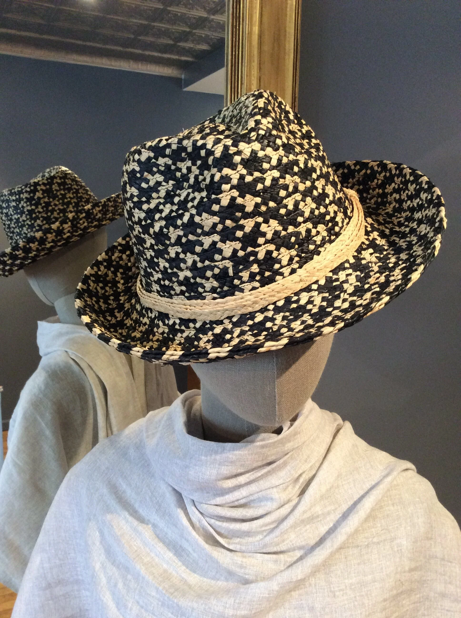 Ladies Black &amp; Natural Woven Beach Hat - Medium