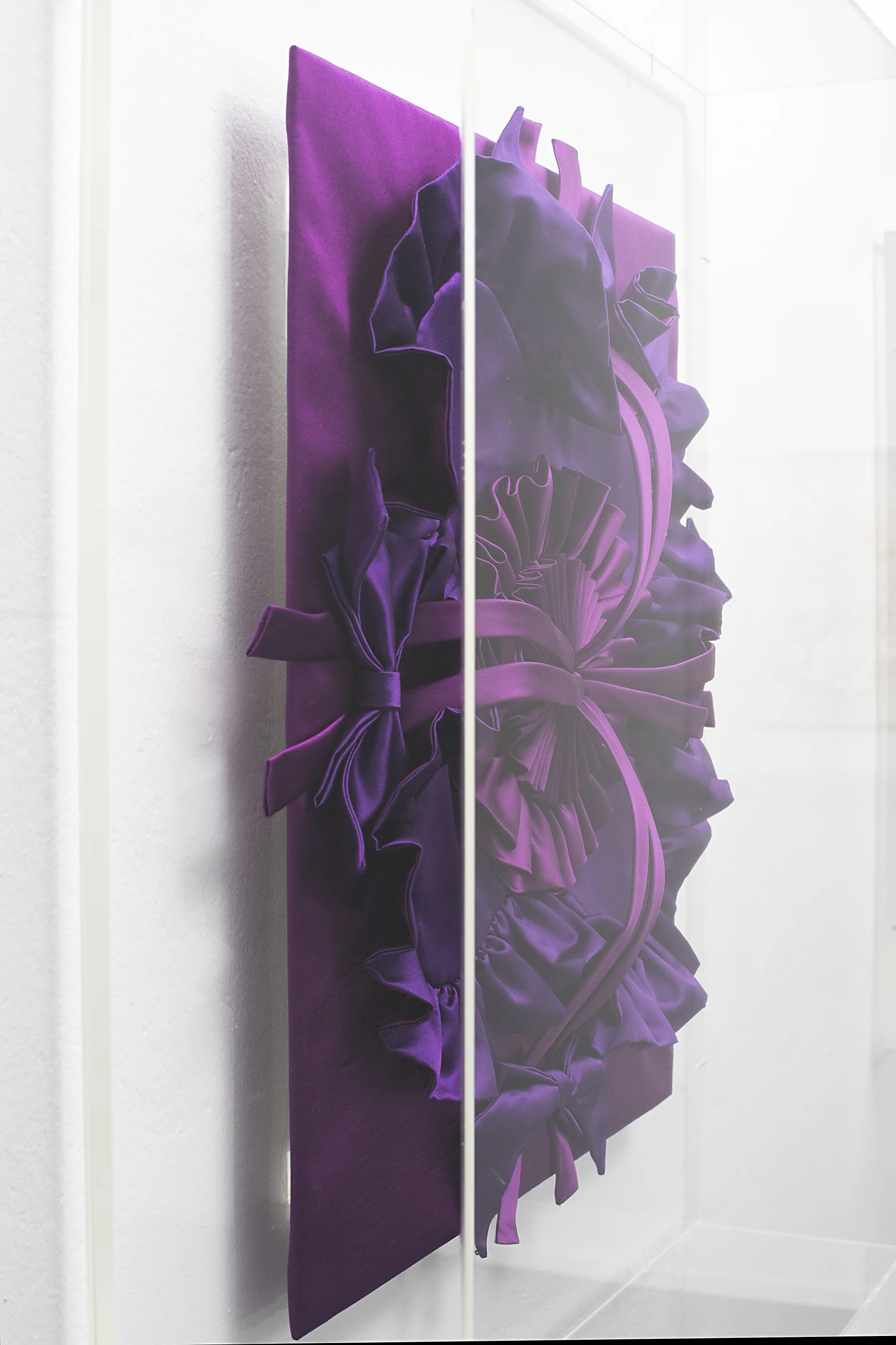Detail of Gabriella Loeb, quadratura, silk satin, plexiglass 61 x 66 x 14 cm