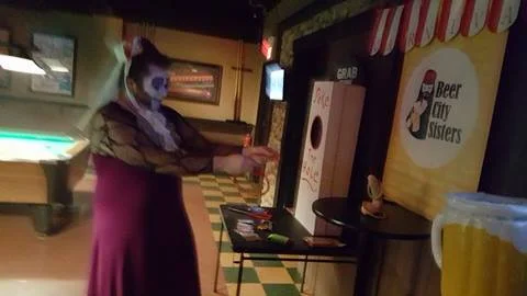 15320294_670525886447380_778504874_n.jpg