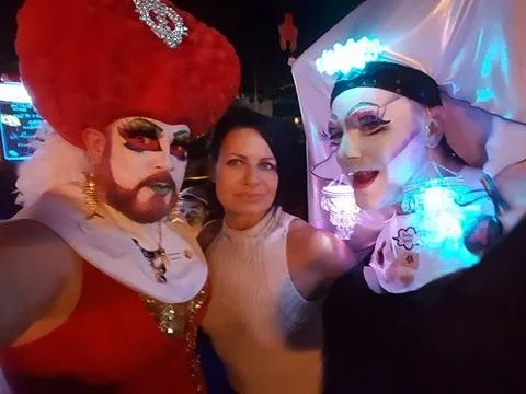 15910227_686053121561323_679417045_n.jpg