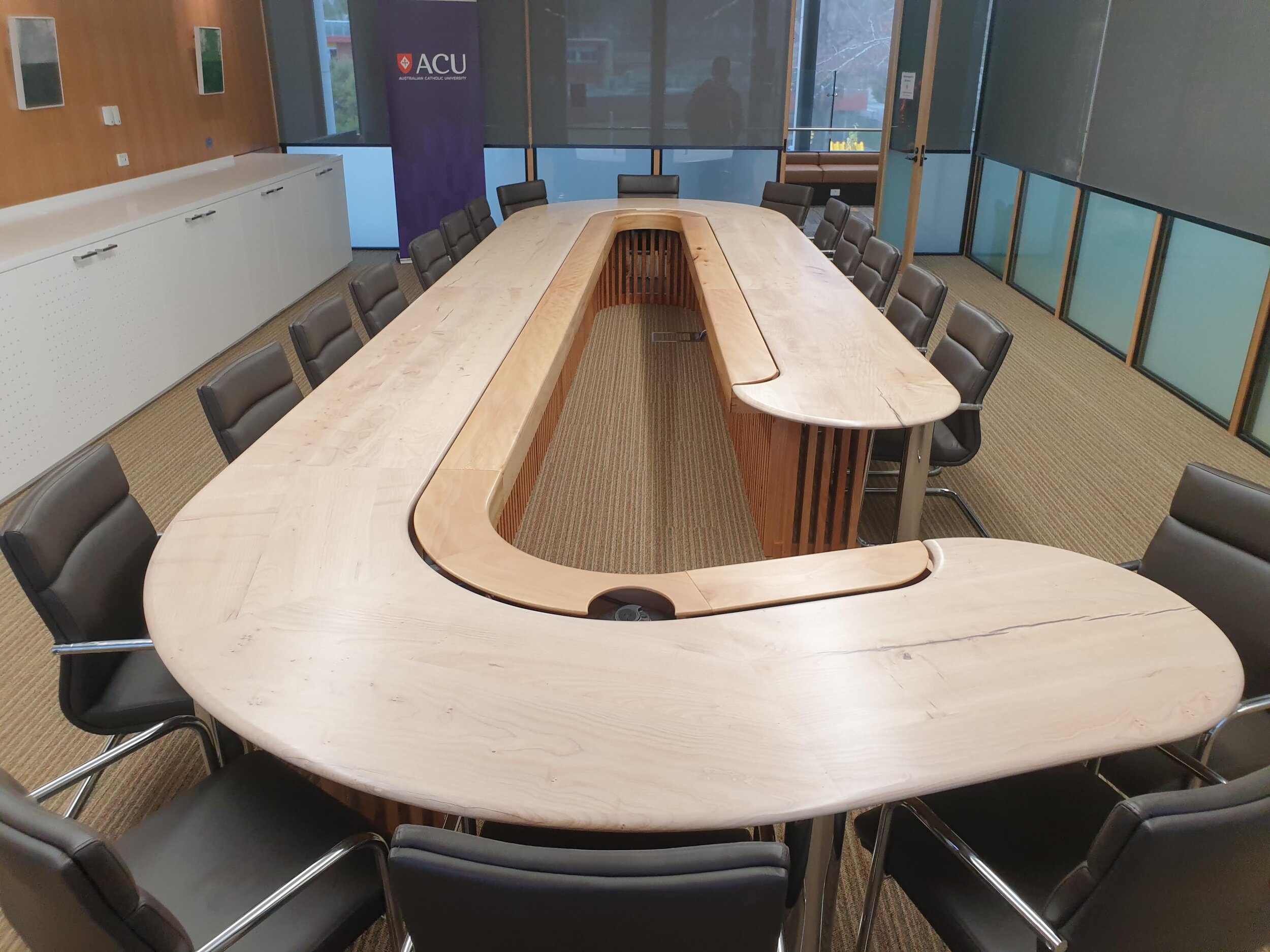  The completed boardroom table 