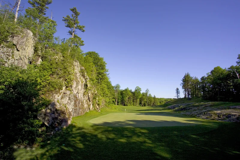 Greywalls / Hole 5 / Par 4 / 312 yards