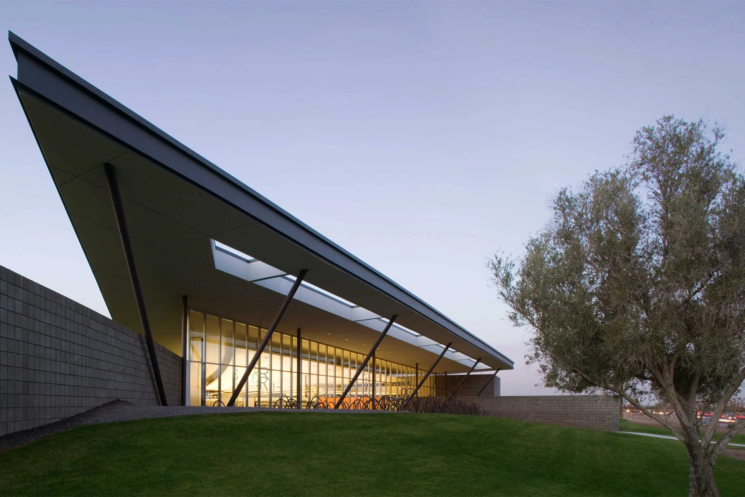 Cesar Chavez Regional Library
