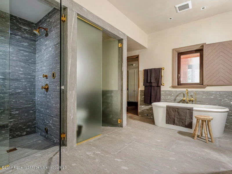 AL master bath.jpg