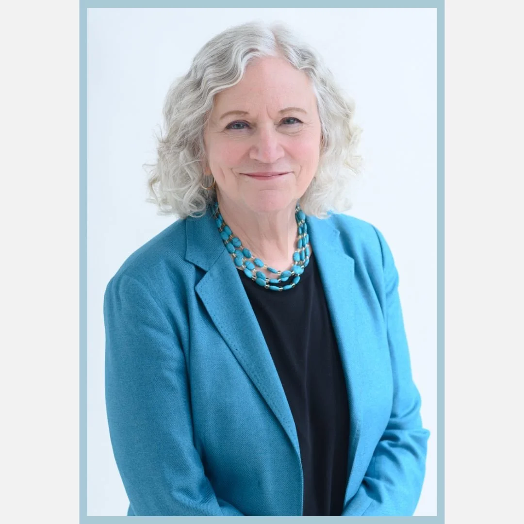 Your headshot isn&rsquo;t about looking perfect &mdash; it&rsquo;s about being recognizable.
People trust faces before they trust words. 

#EasthamptonMAPortraitPhotographer
#EasthamptonMAHeadshotPhotographer
#EasthamptonMABrandingPhotographer
#Easth