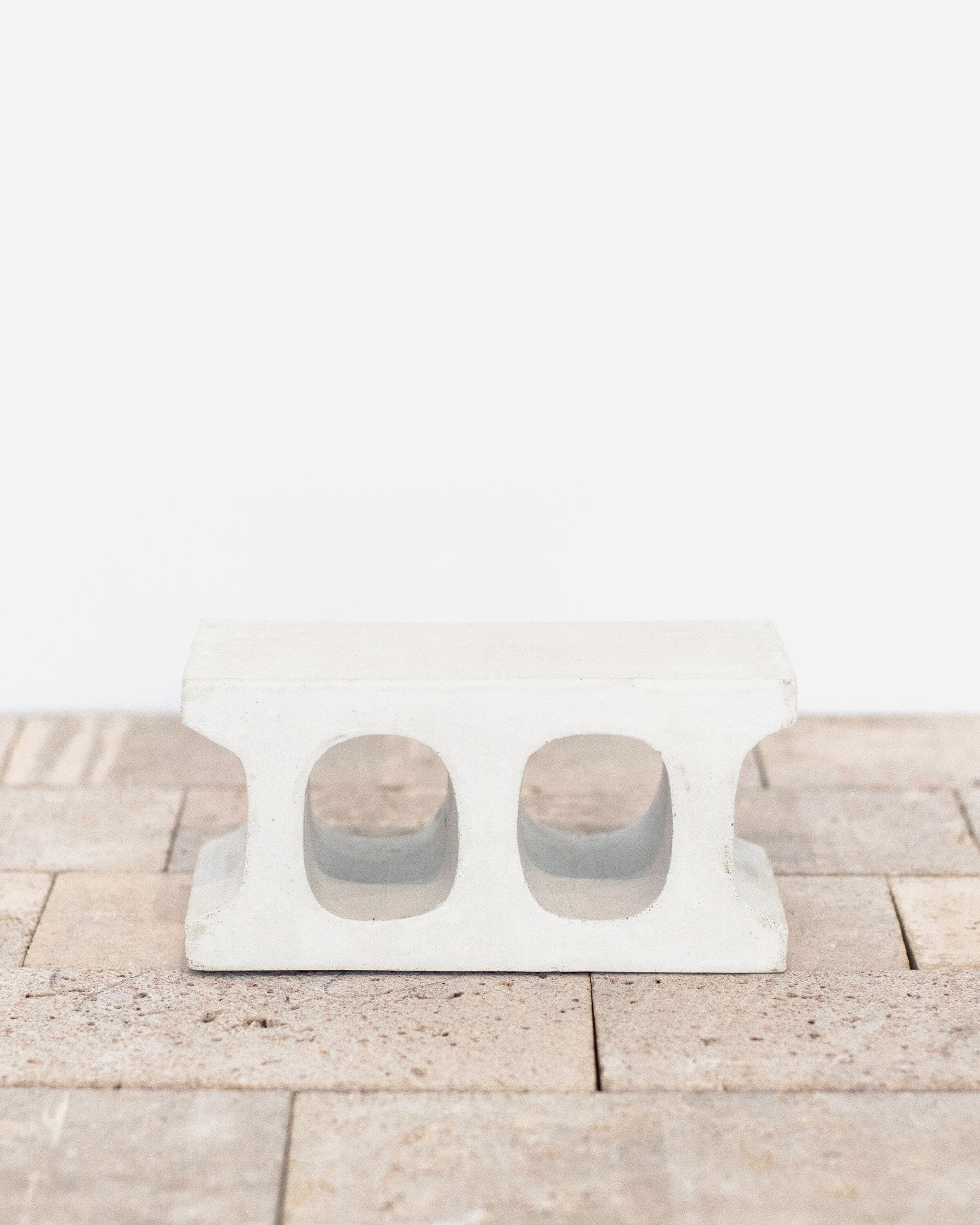 CINDERBLOCK_LTGREY_002.jpg