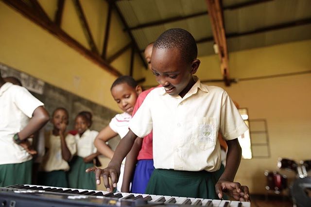 @playing4change provides children all over the world with free music and arts education. Help give the gift of music by donating and participating in today&rsquo;s 8th annual #pfcday2018 at playingforchange.org/donate