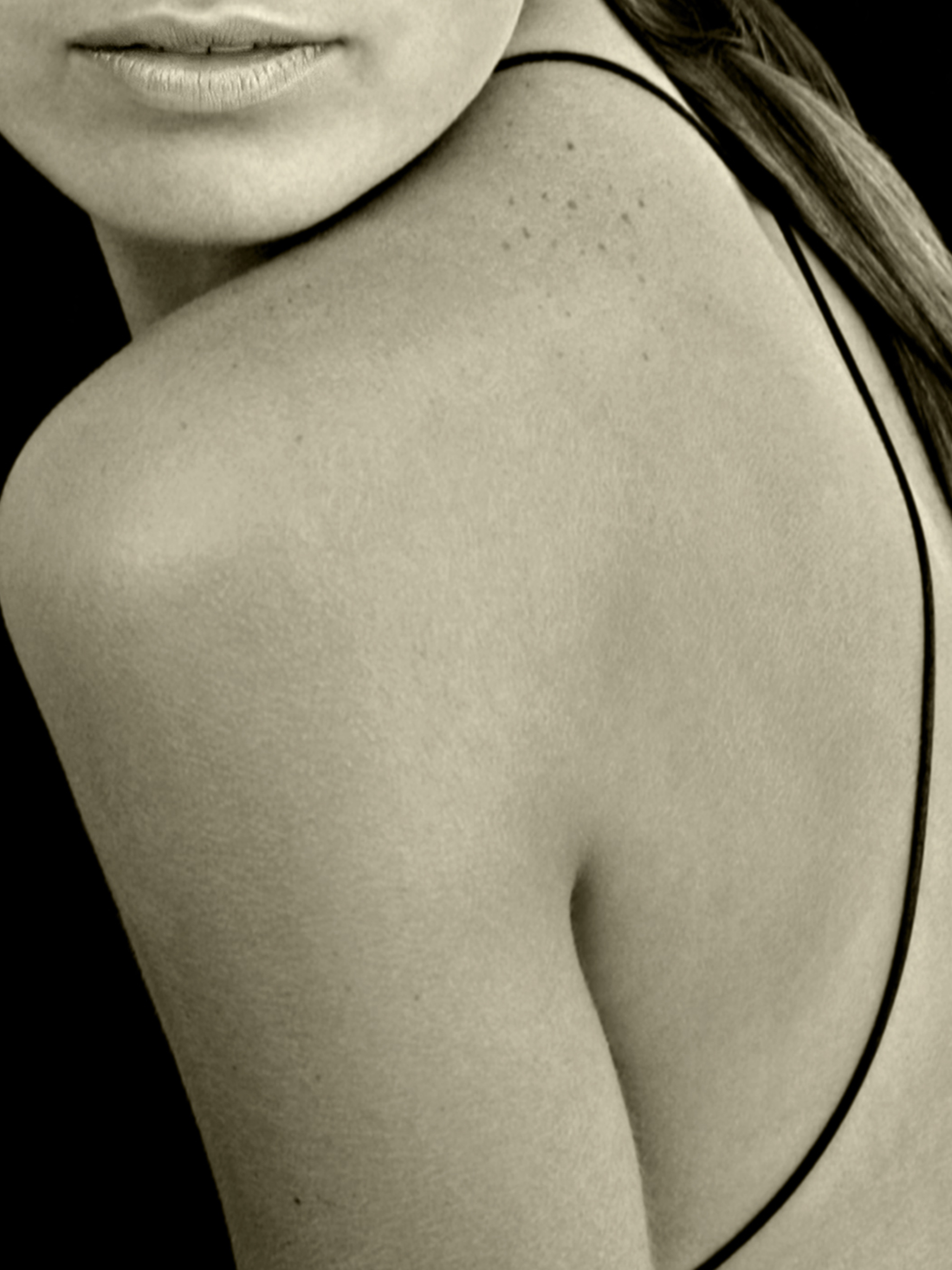 danielle's shoulder