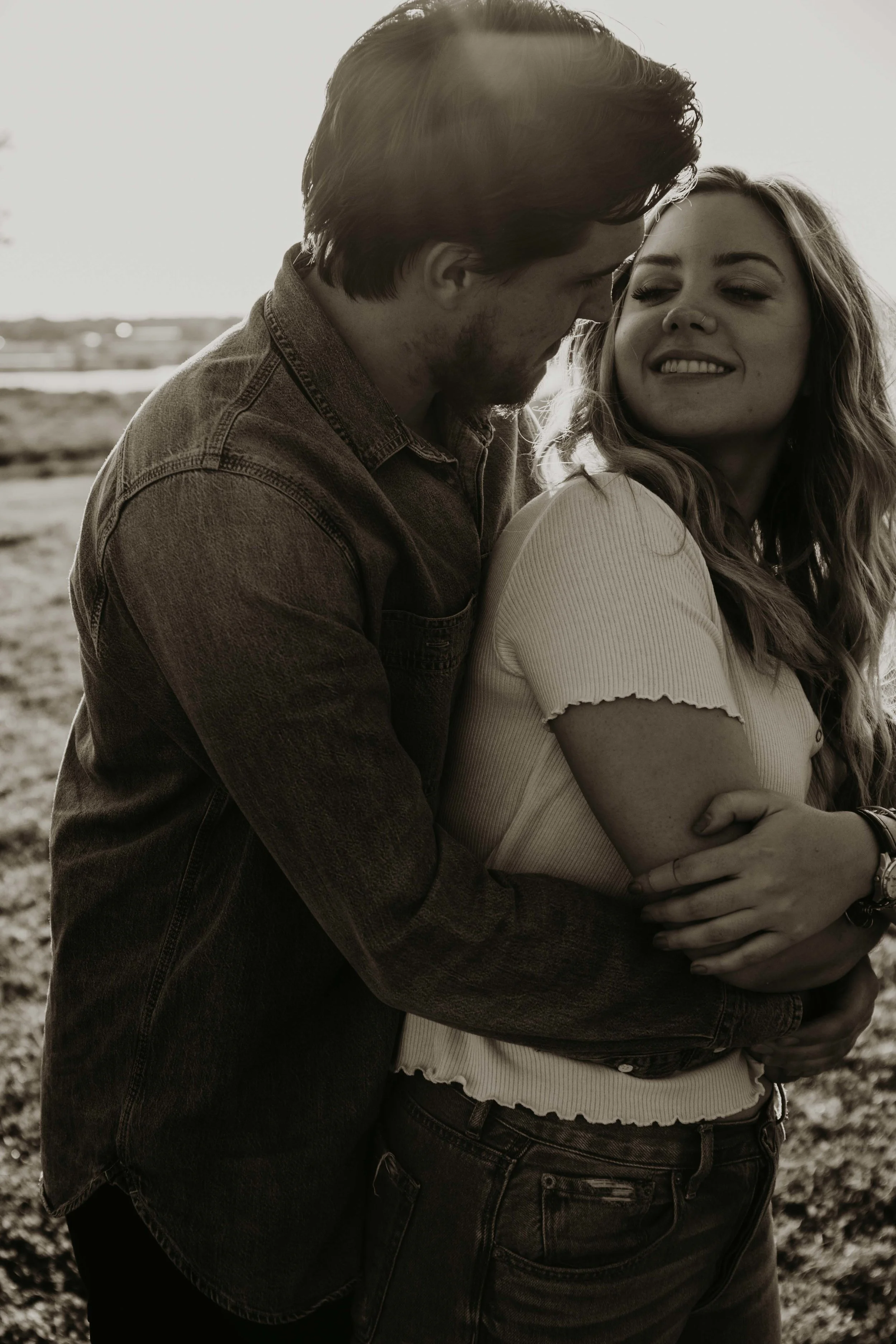 Emilyn& ColterBW-4.jpg