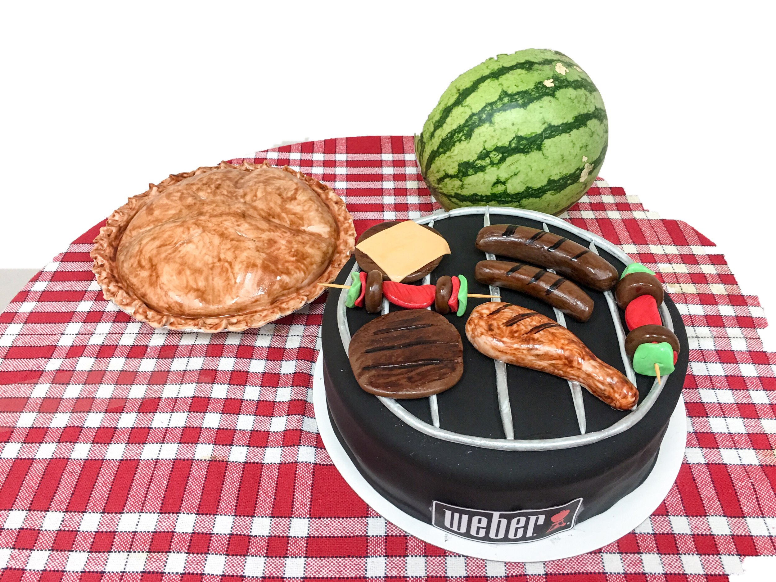 BBQ Grill & Pie Cake