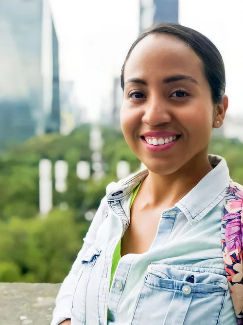 May wearing a jean jacket in Mexico City in July