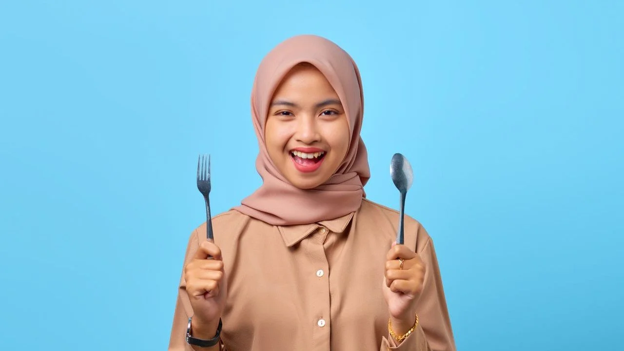 Membantu Pola Makan Seimbang