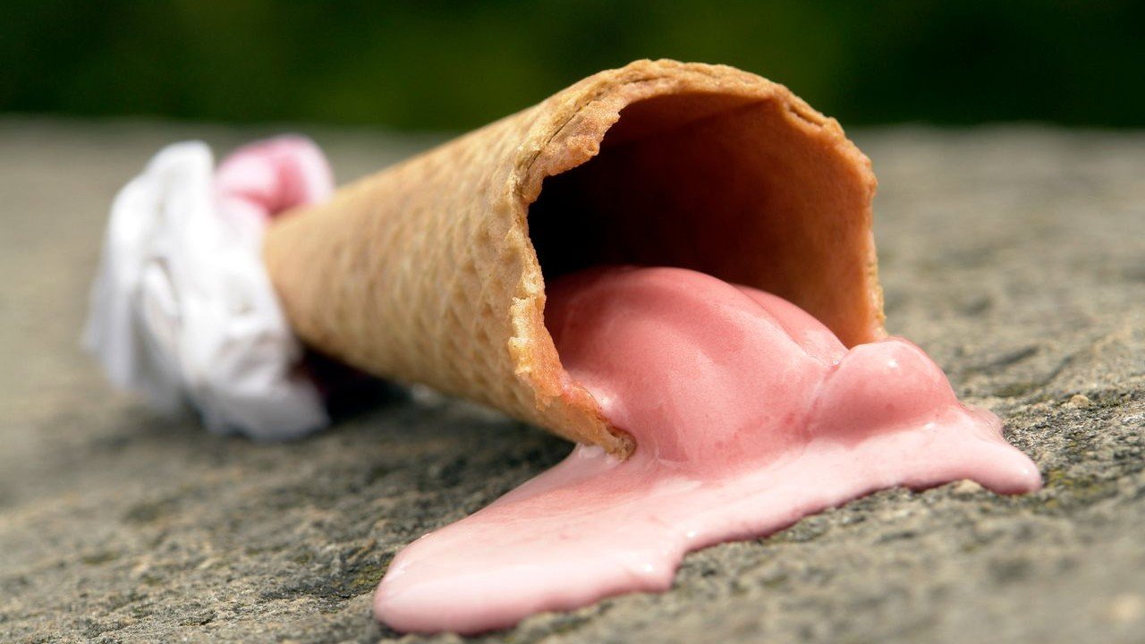 Es Krim Cair Lebih Berisiko Jika Terlalu Lama di Suhu Ruang