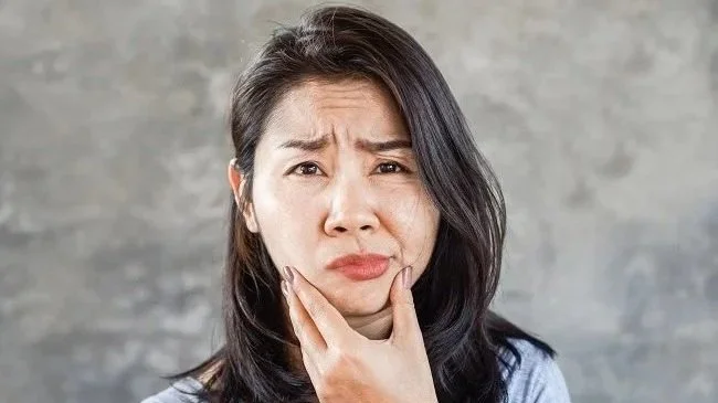 Wajah Mendadak Terlihat Tidak Simetris