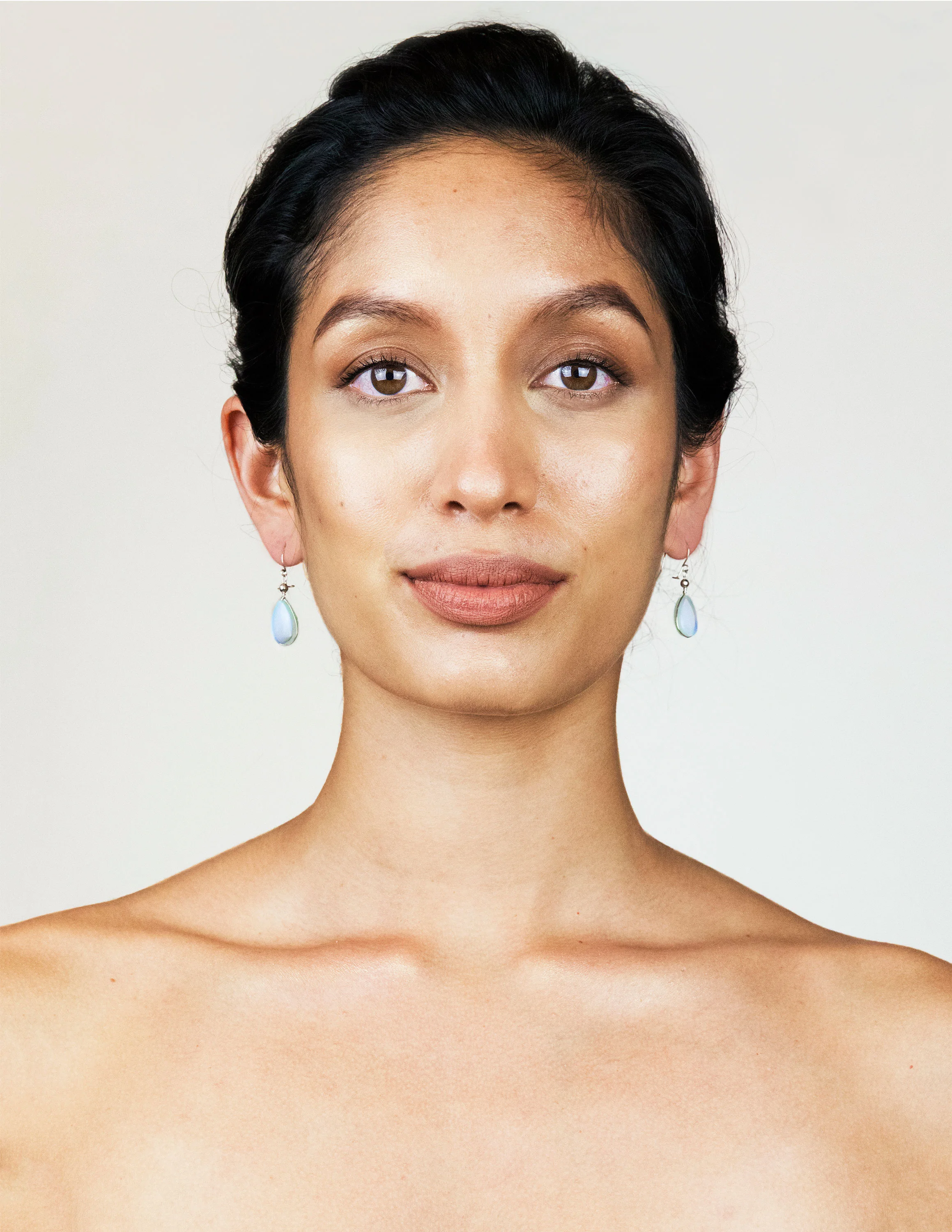 Opal-Earrings_01.jpg