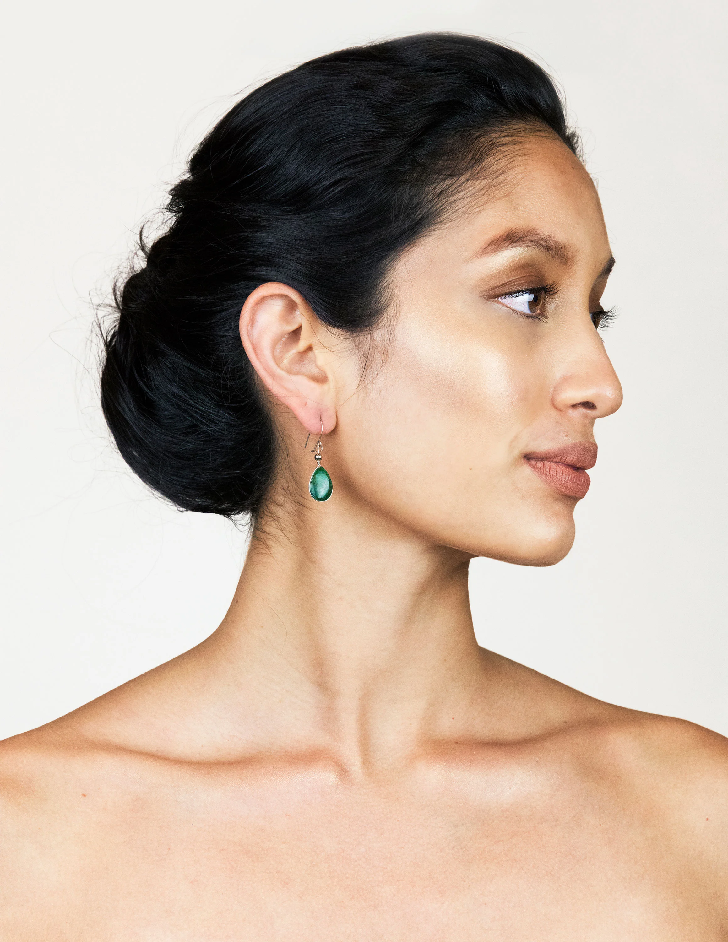Small-Emerald-Earrings_01.jpg