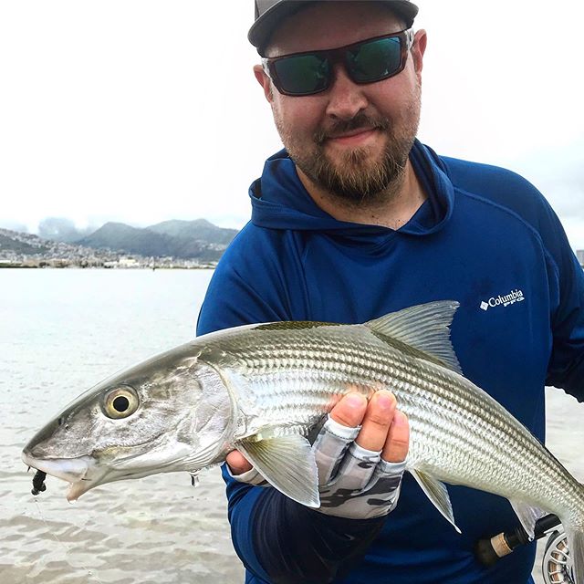 Had an opportunity to fish with Jon from Virginia. It wasn’t easy seeing the fish, but we managed to do ok. He kept this guy from getting stuck on the rocks as the fish dipped off the edge. #flyfishing #fishing #fish #fishingcharters #fkyfishingcharters #flyfishinghawaii #flatsfishing #bonefishing #bonefish #seewhatsoutthere #veterans #veteranownedbusiness #bonefishonthefly #flyfishhawaii #howtocatchbonefish #anglers
