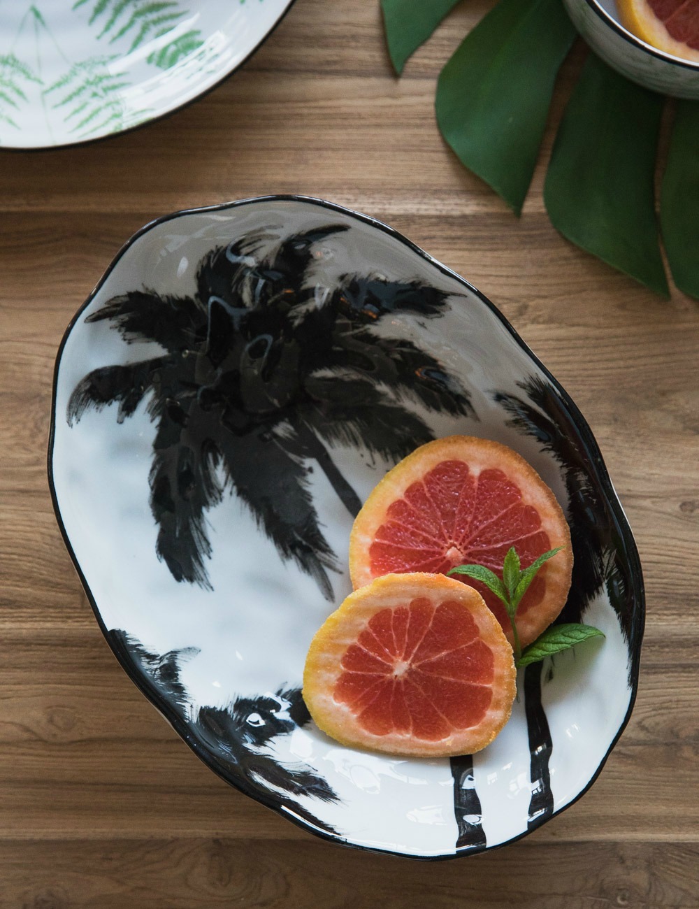 Palm Serving Bowl