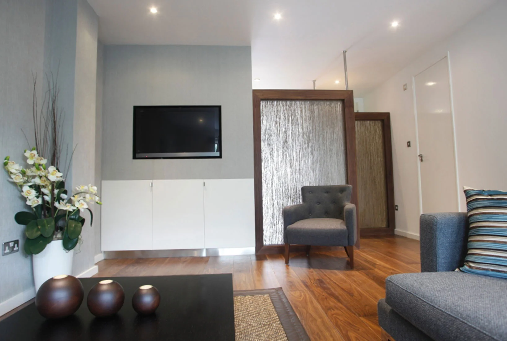Soho6_living1.jpg