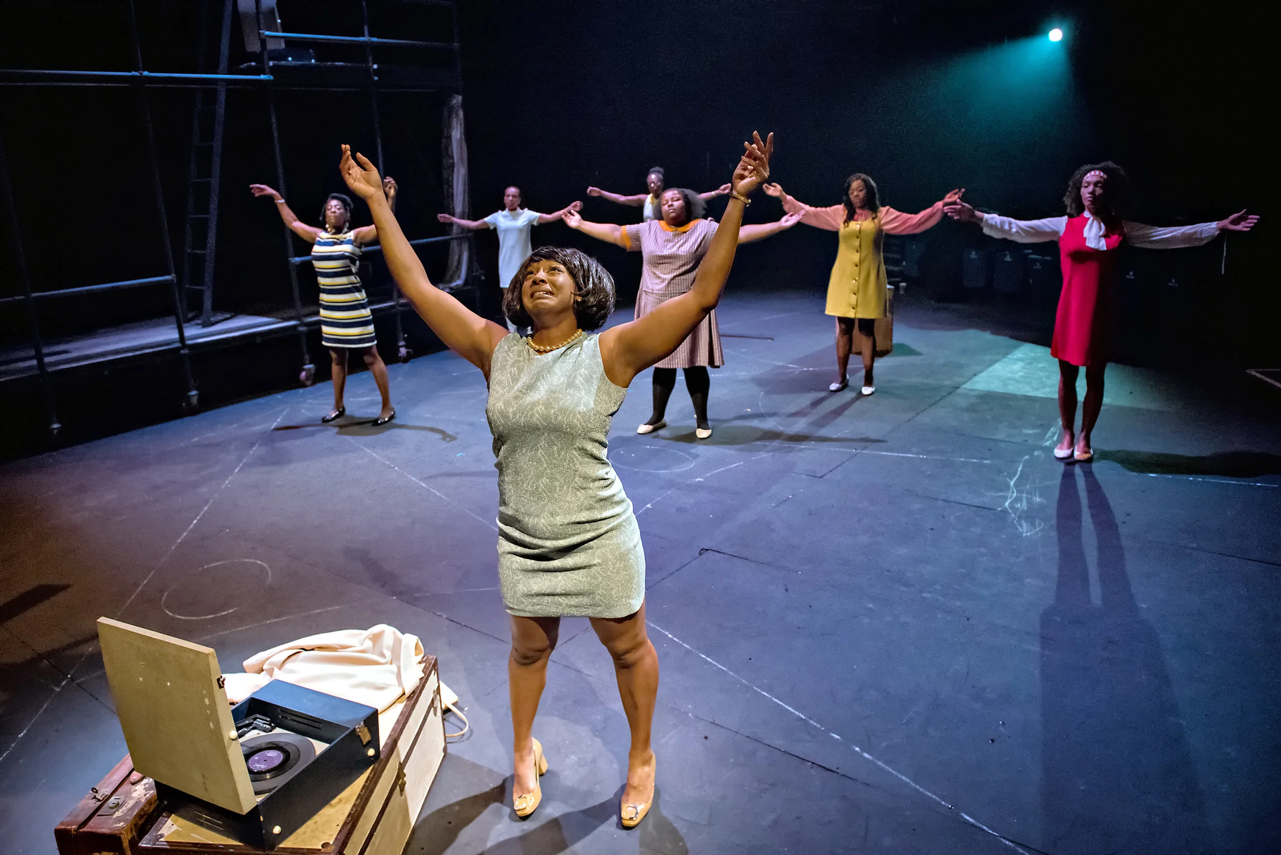 Elexi Walker and the Community Ensemble in Queen of Chapeltown. Photography by Anthony Robling.jpg