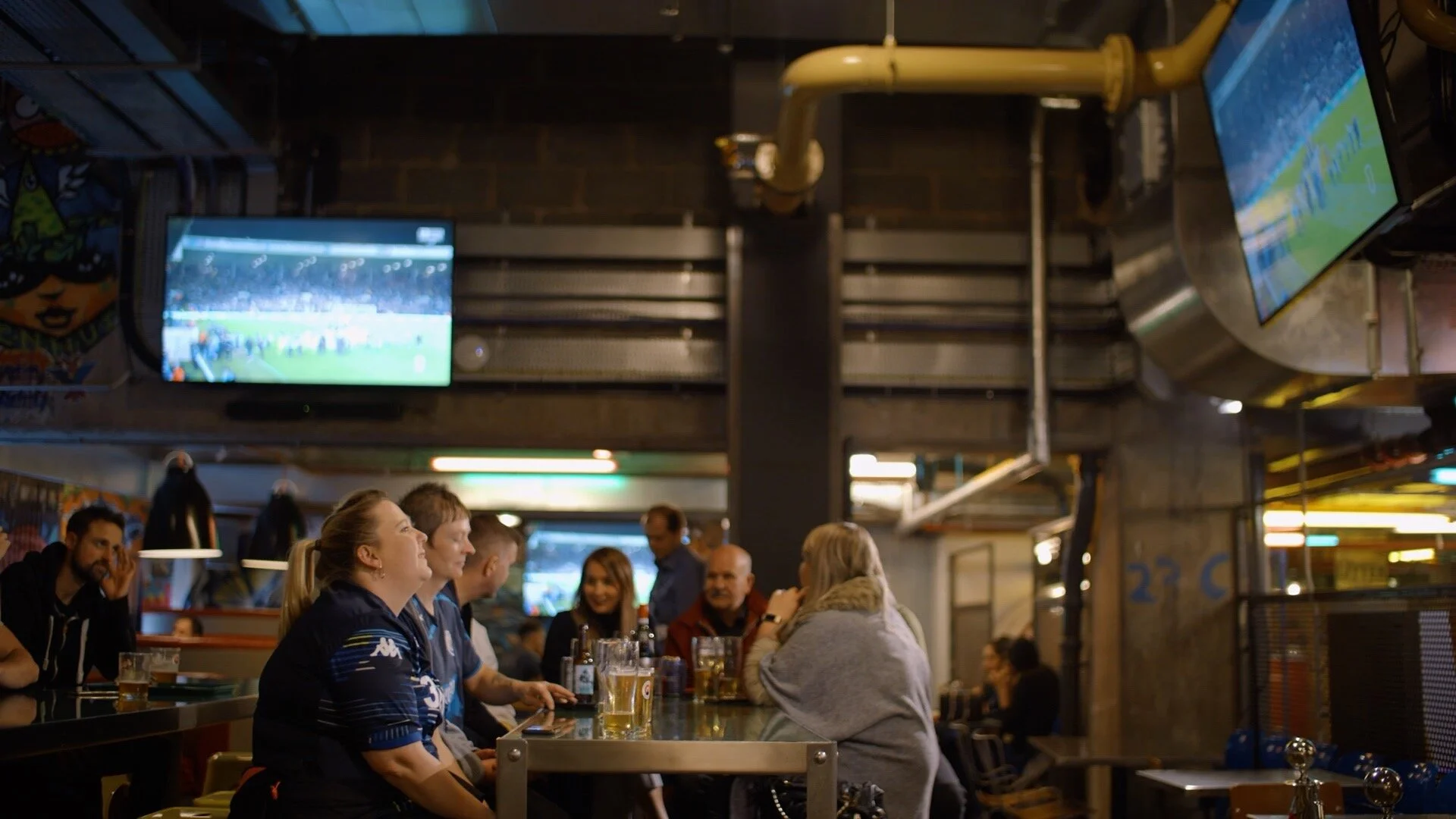 Live sport at The Dugout Trinity Kitchen 2.jpg