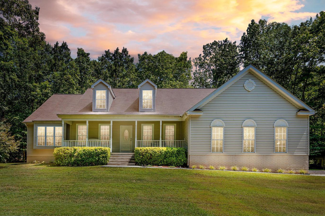 OPEN HOUSE - Saturday 9/21 from 1 - 4 pm