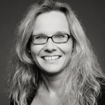 Petra Vetter, PhD. Professor, Department of Psychology, Royal Holloway