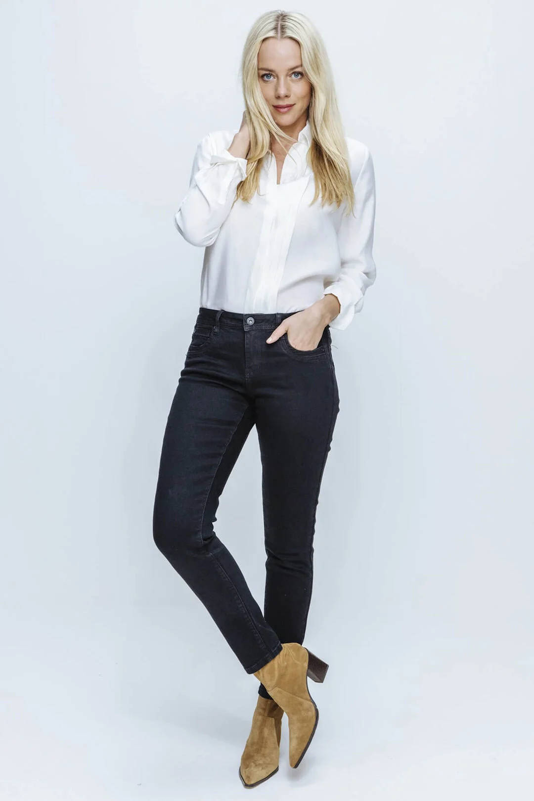 3EA38B75-DD33-43C3-8F72-0E1359CD210C